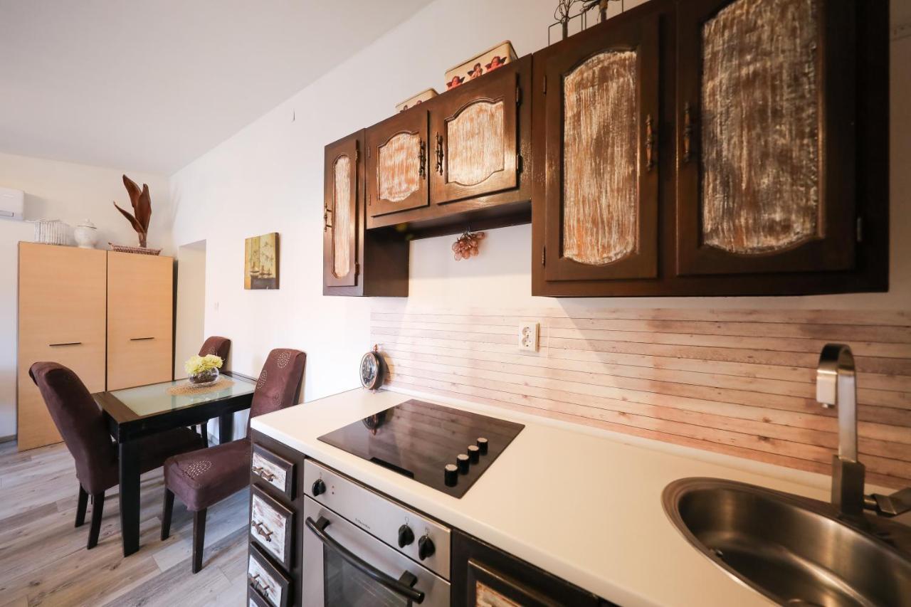 Apartment Rita Zadar Exteriör bild